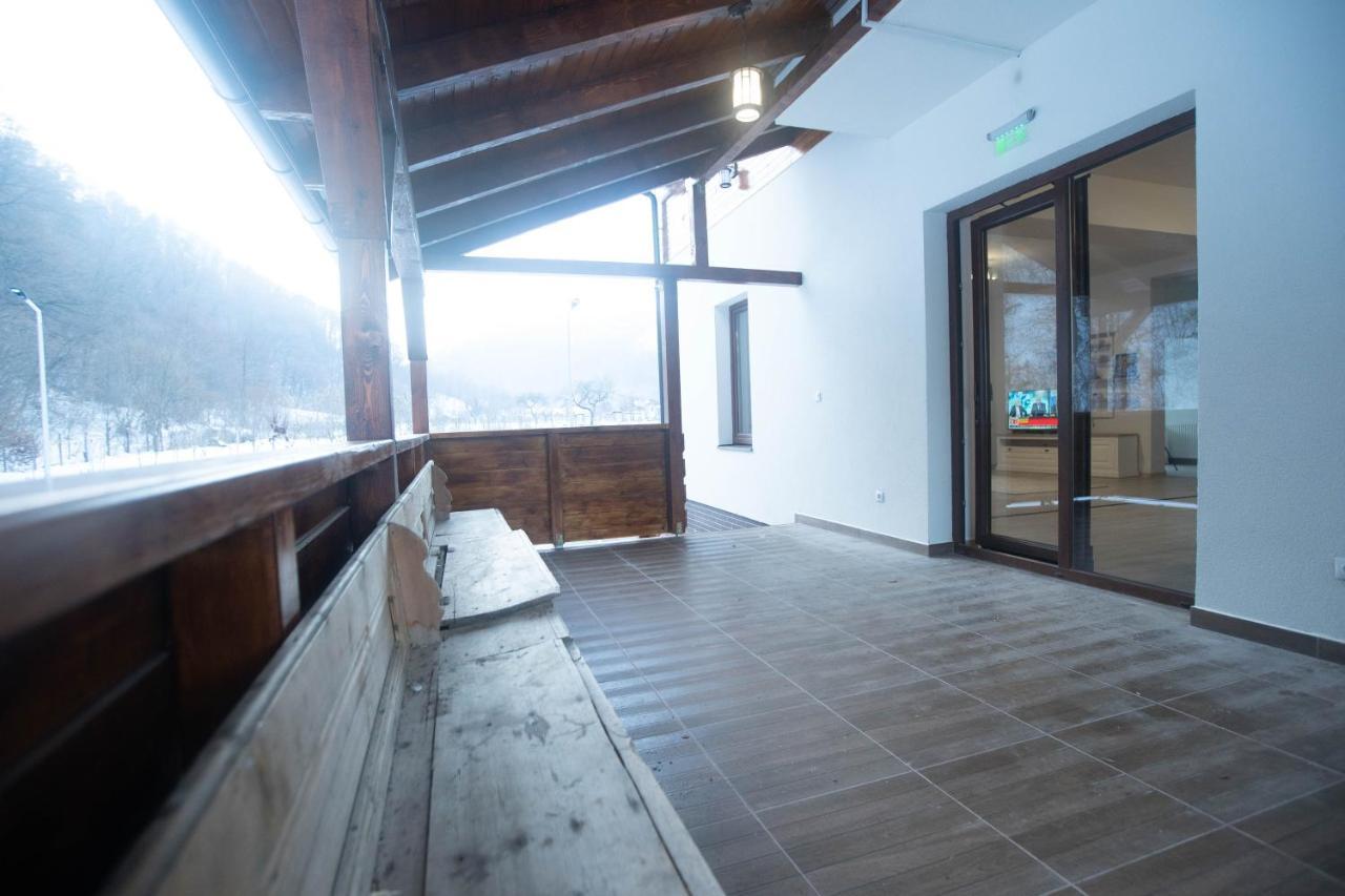 Hotel Livada Amely Gales Exteriér fotografie